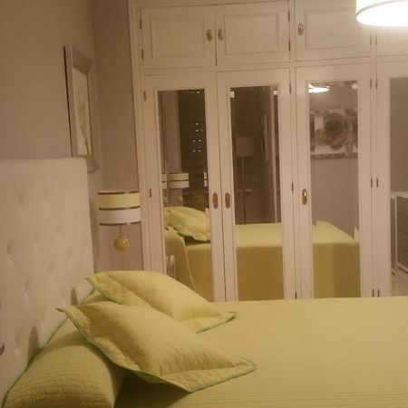 Apartamento Eduardo Dato Seville Ngoại thất bức ảnh