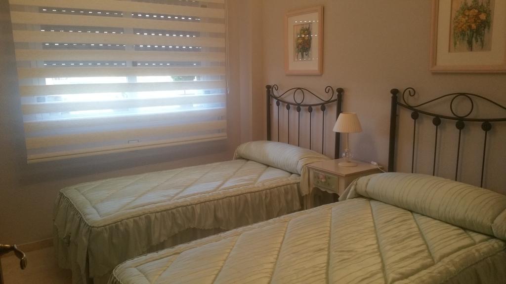 Apartamento Eduardo Dato Seville Ngoại thất bức ảnh