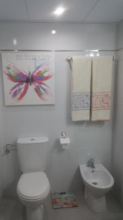 Apartamento Eduardo Dato Seville Ngoại thất bức ảnh